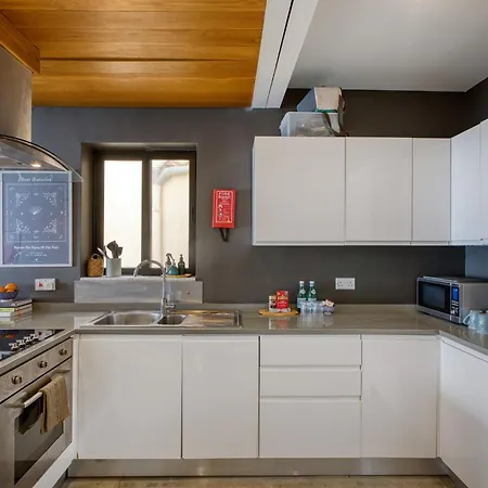 Апартаменты Contemporary Duplex By The *